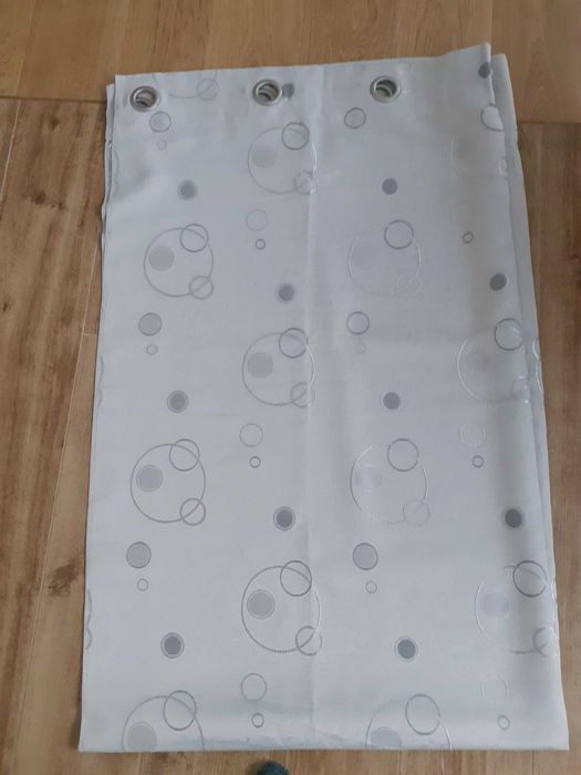 Zasłony szare na okno