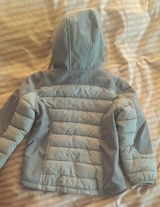 Якісна фірмова курточка на дівчинку 116р.