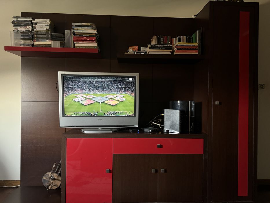 Estante TV - Usada bom estado