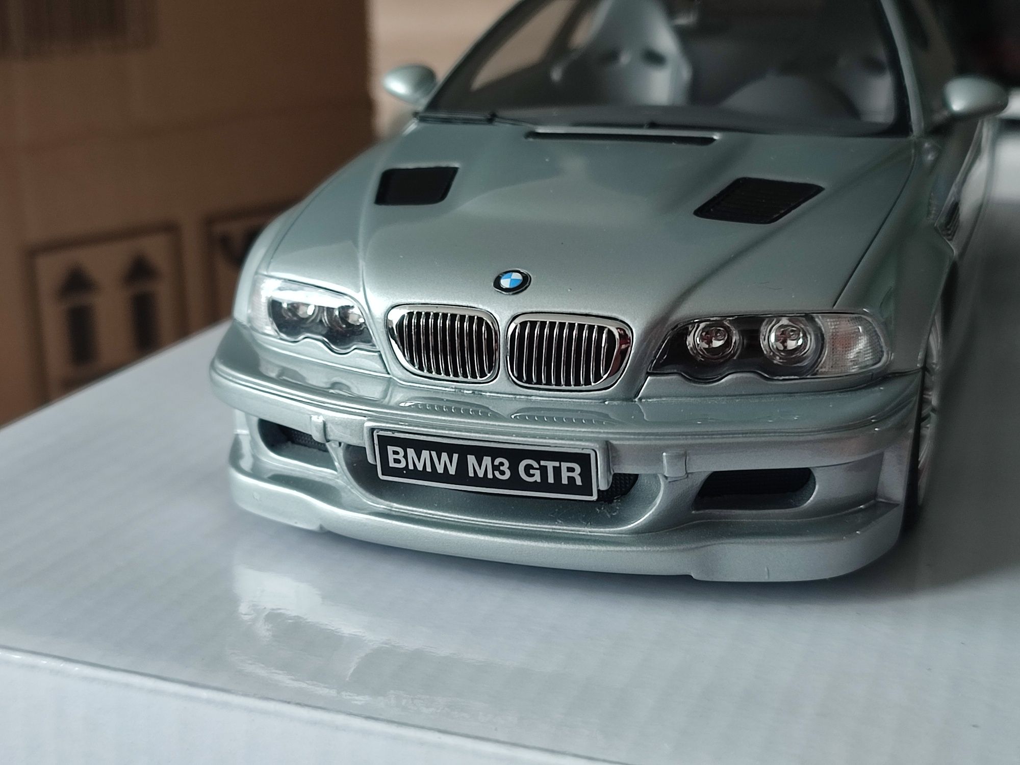 BMW M3 E46 GTR Street 1:18 OTTO