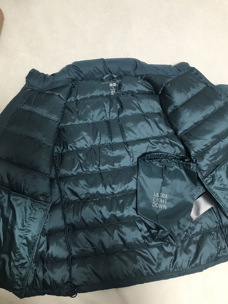 Продам жіночі пухові куртки UNIQLO