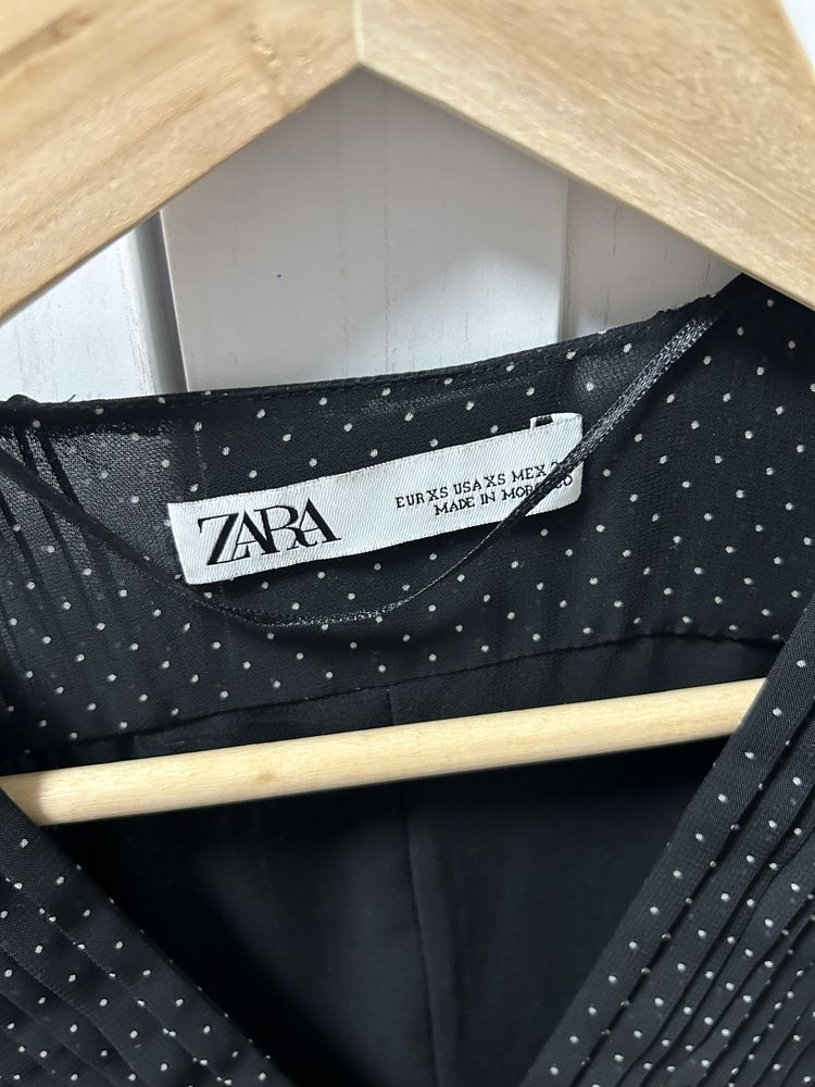 Сукня Zara міні чорна в білий горох