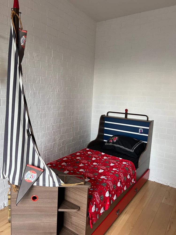 Двухспальне дитяче ліжко в стилі пірацького корабля KORSAN (DOGTAS)