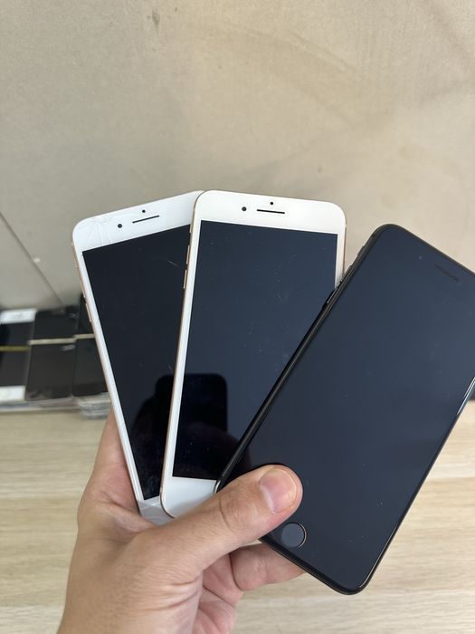 Lote 55 iPhones (Peças ou Reparação)