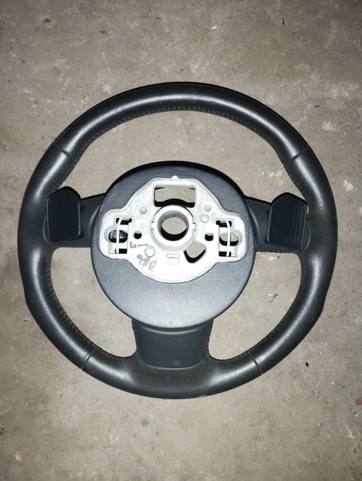 Руль audi s line карбон с дефекктом