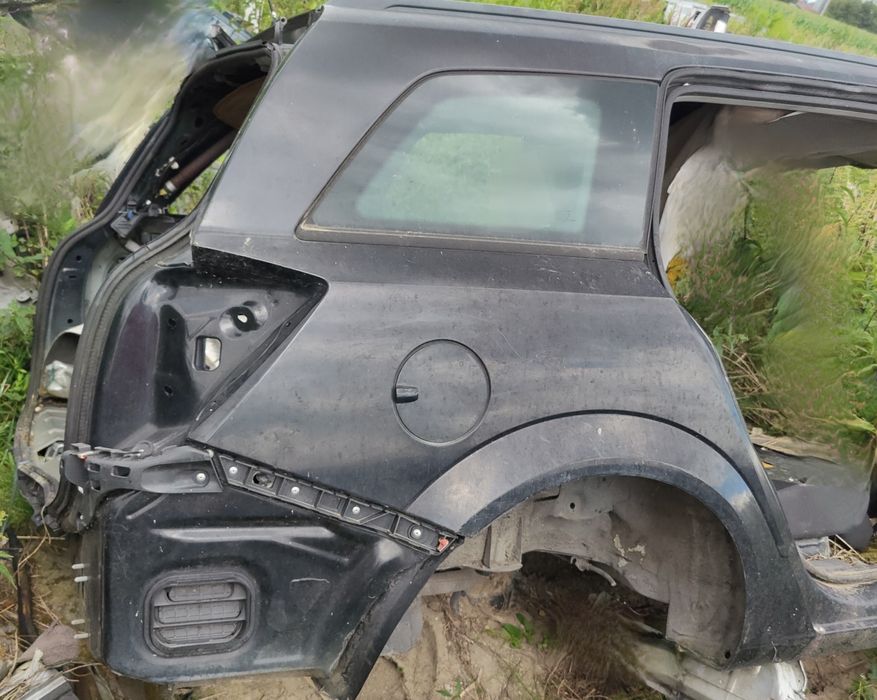 Opel Astra H kombi III kombi tylna ćwiartka błotnik tylny