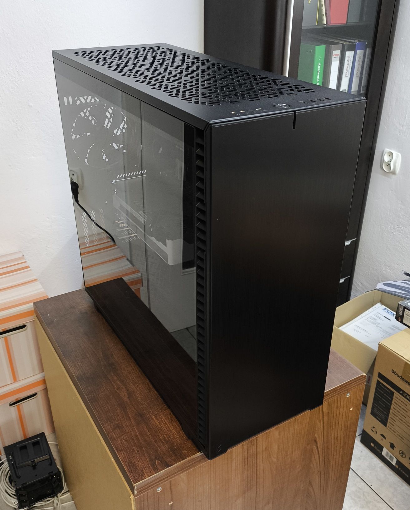 Ryzen 9 3900x 12 rdzeni, 64GB, RTX 3080Ti komputer stacjonarny