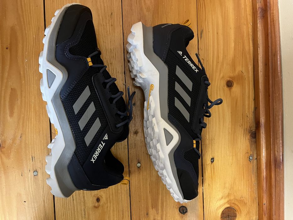 Чоловічі кросівки Adidas Terrex на gore- tex