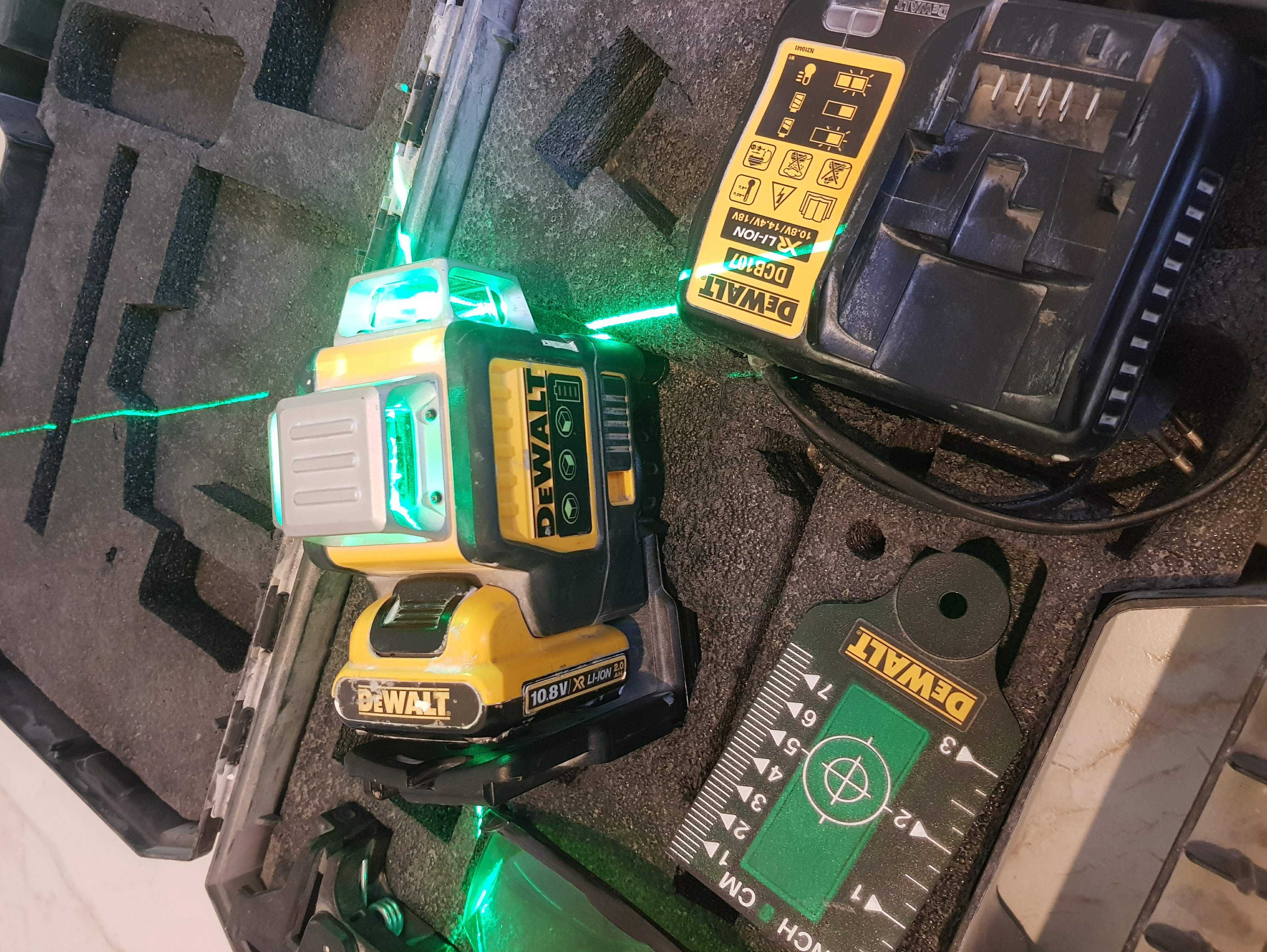 Niwelator Laser budowlany DeWalt