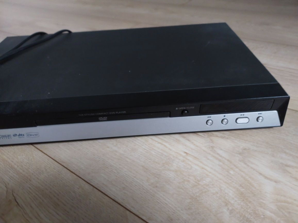 DVD marki samsung z pilotem