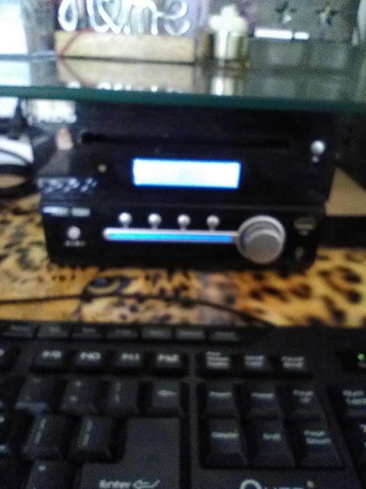 Wieża AEG Moc 50 Watt nowe kable polecam warto