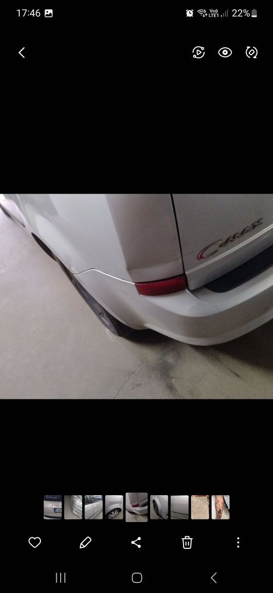 Ford C-Max 2007.
