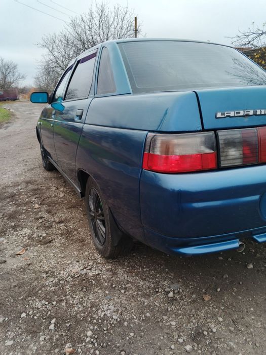 Продам ваз 2110 в хорошим состояние газ Бензин