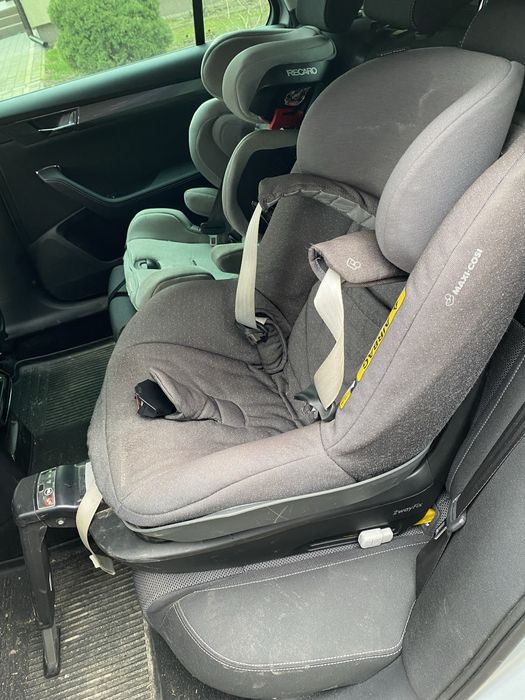 Maxi Cosi 2Way Pearl osłony pasów