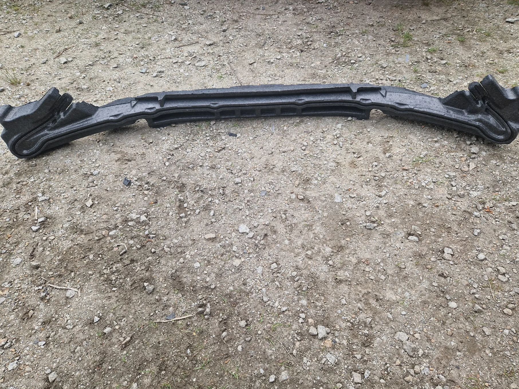 Mercedes E-klasa W213 absorber zderzaka przód A2138859202
