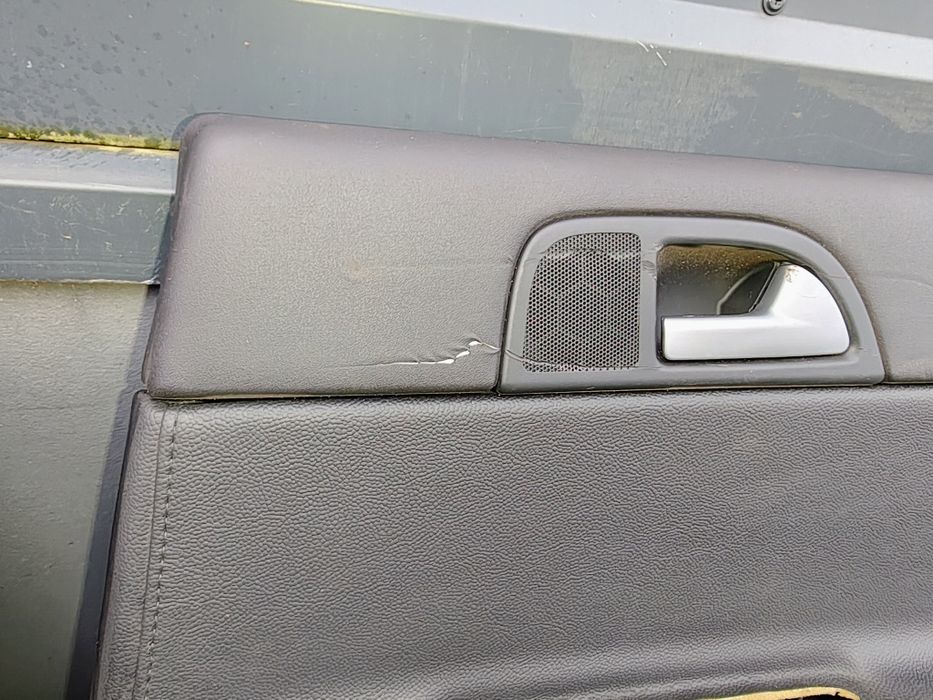 Volvo V50 boczki tapicerka drzwi KOMPLET i inne