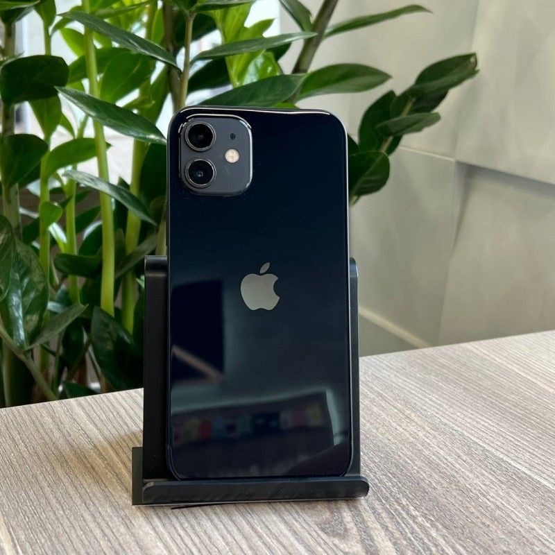 Iphone 12 Чорний