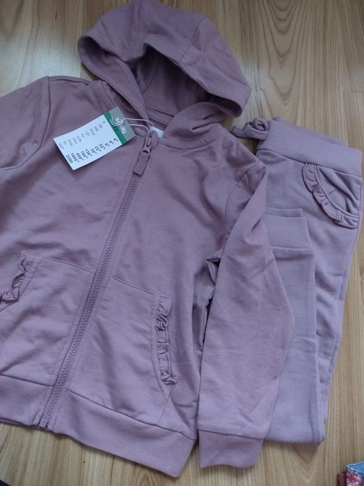 Komplet dresowy dla dziewczynki Sinsay