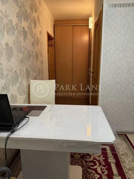 2 к, Кошиця, Ревуцького, метро Харківська, Позняки, Дарницький район