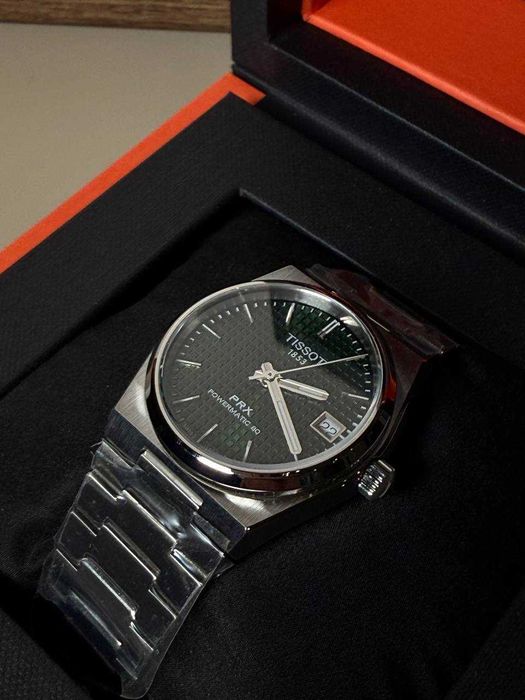 Годинник Tissot PRX 35 mm T137.207.11.091.00