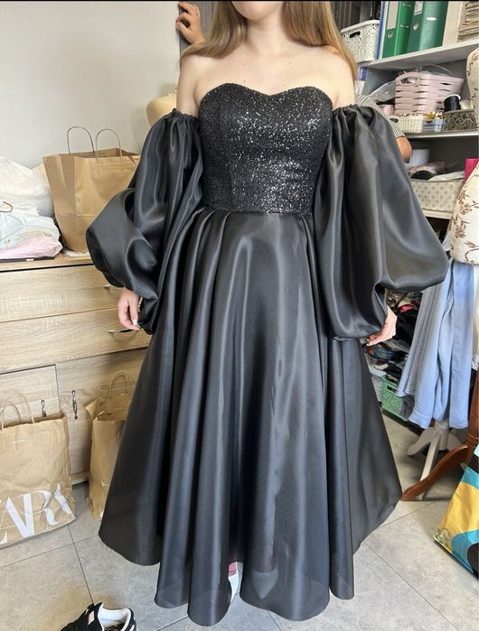 Продам випускну сукню