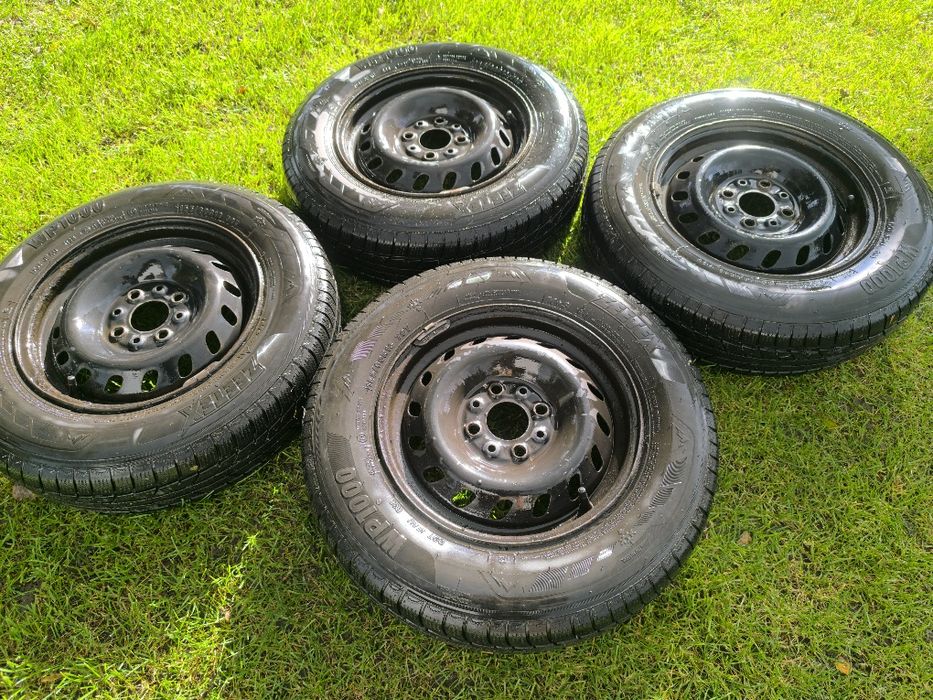 Komplet 4 felg 4x98 z oponami 155/80 R13 Fiat Panda