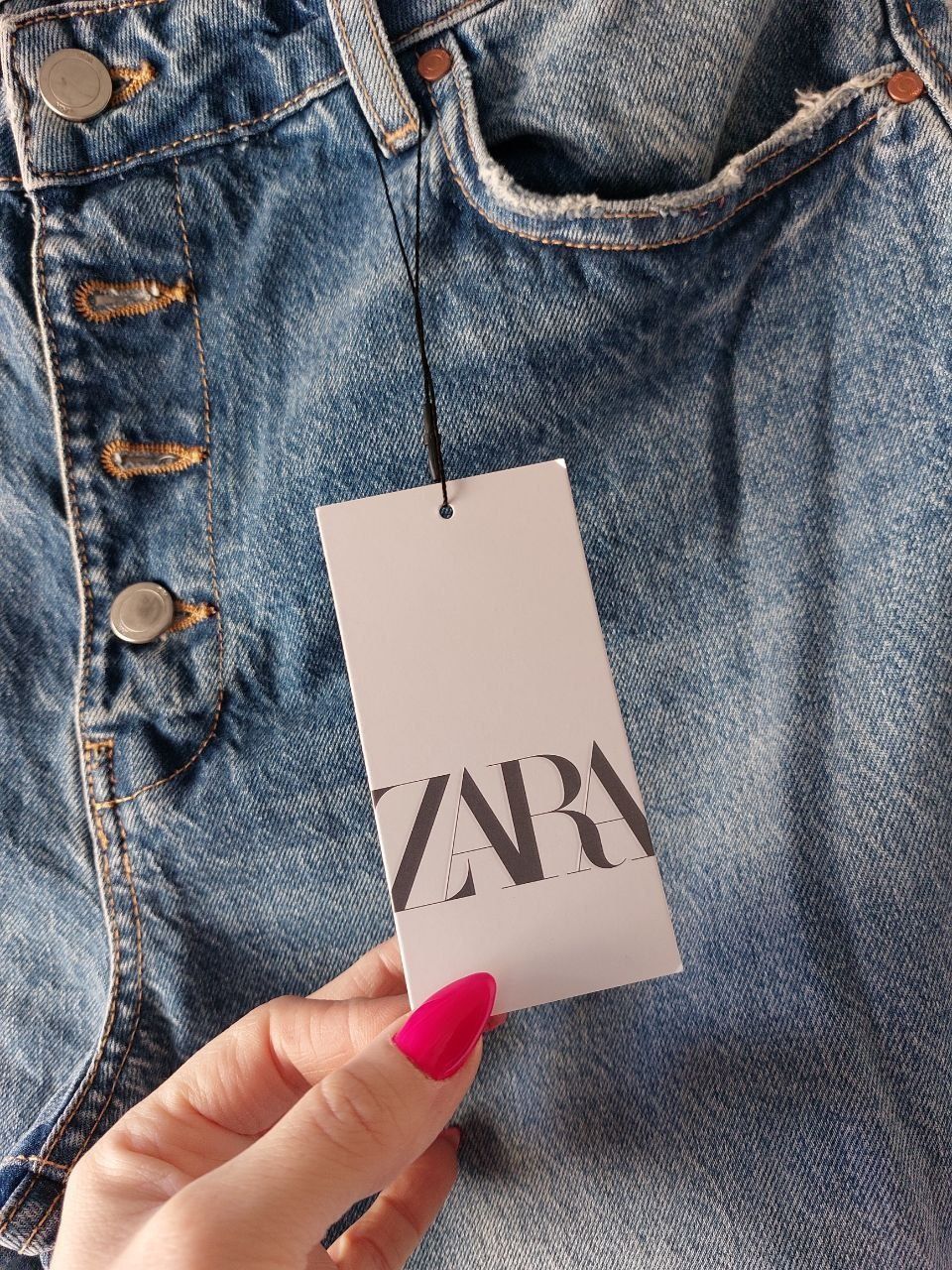 Стильные женские джинсы ZARA