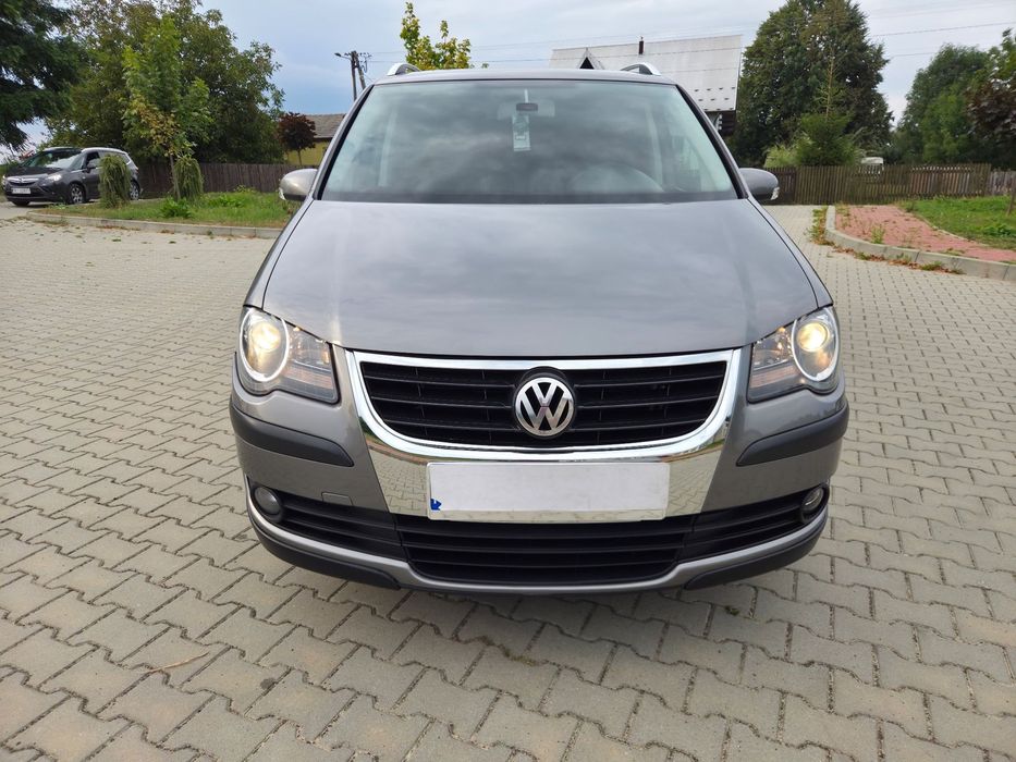 Volkswagen Touran Volkswagen Touran Cross 7 osobowy