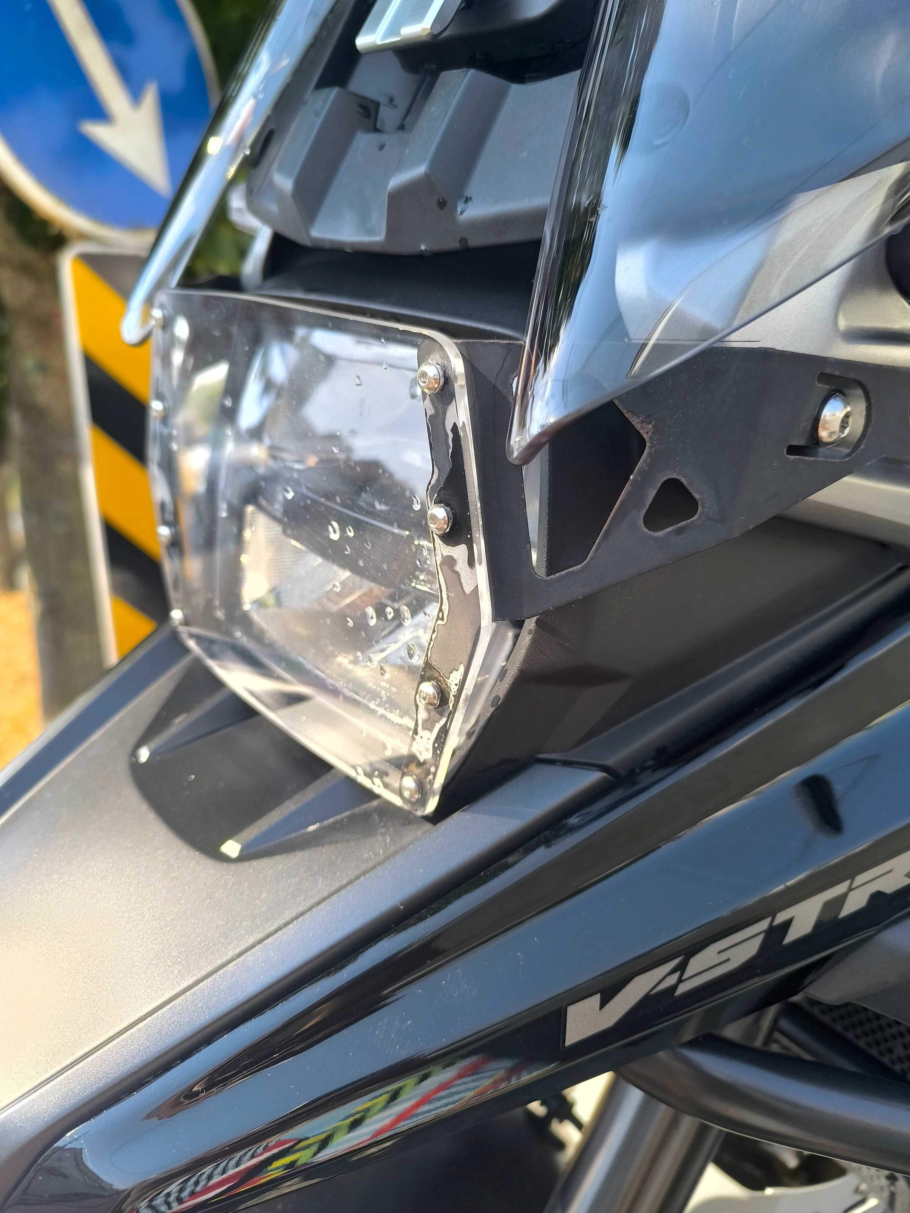 Moto suzuki v-strom 1050cc