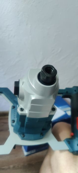 Mieszarka akumulatorowa Bosch Professional GRW 18V-160 / Gwarancja