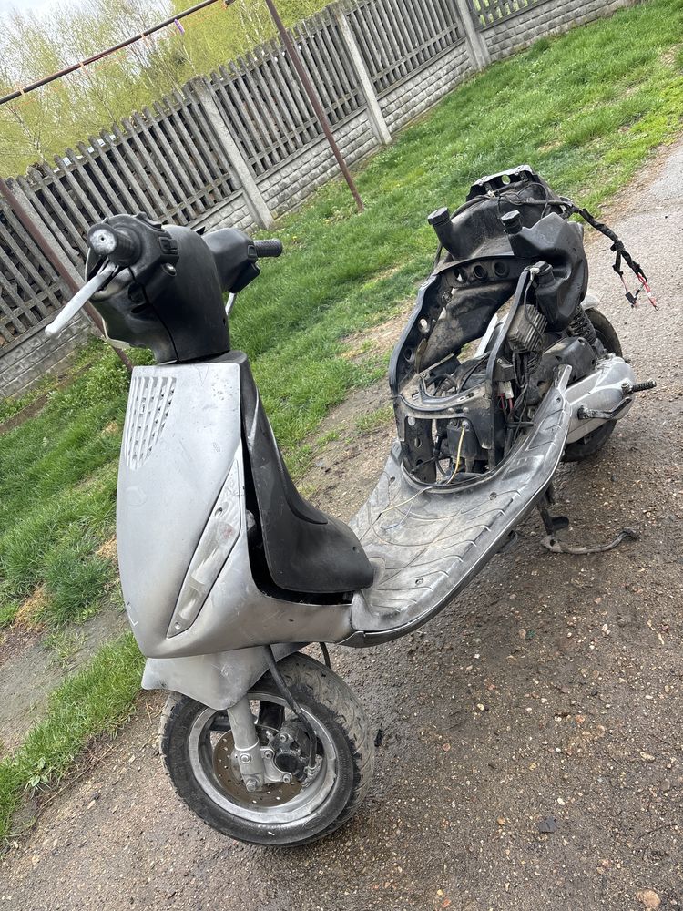 Skuter Piaggio zip