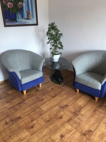 Komplet dwóch niebieskich foteli