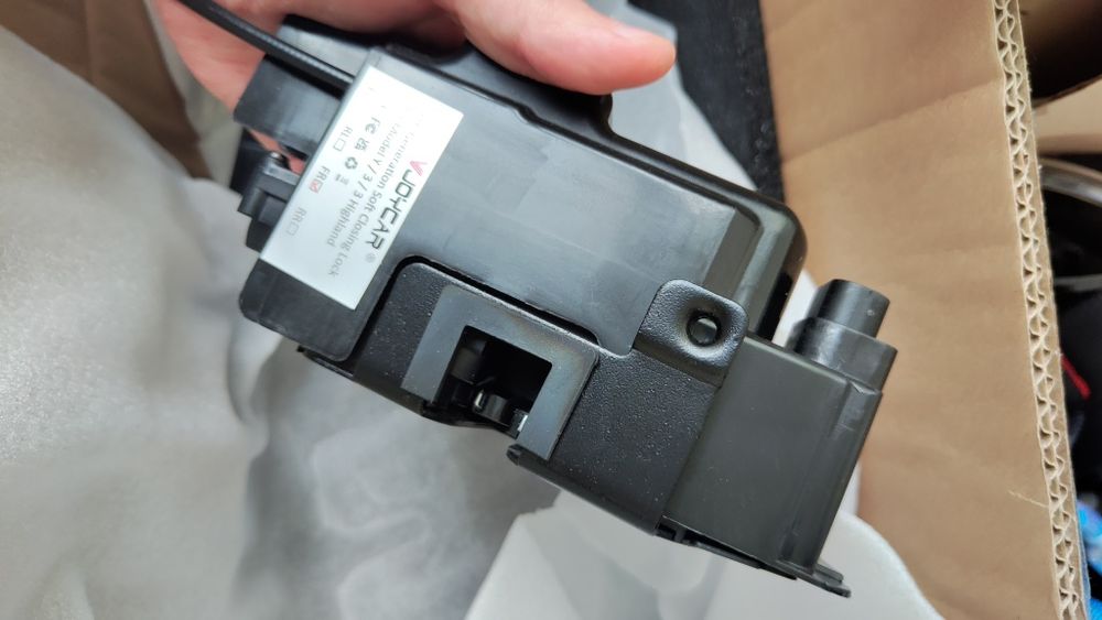 Доводчики дверей Tesla model 3 Y