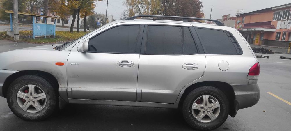 Продам Hyundai SANTA FE