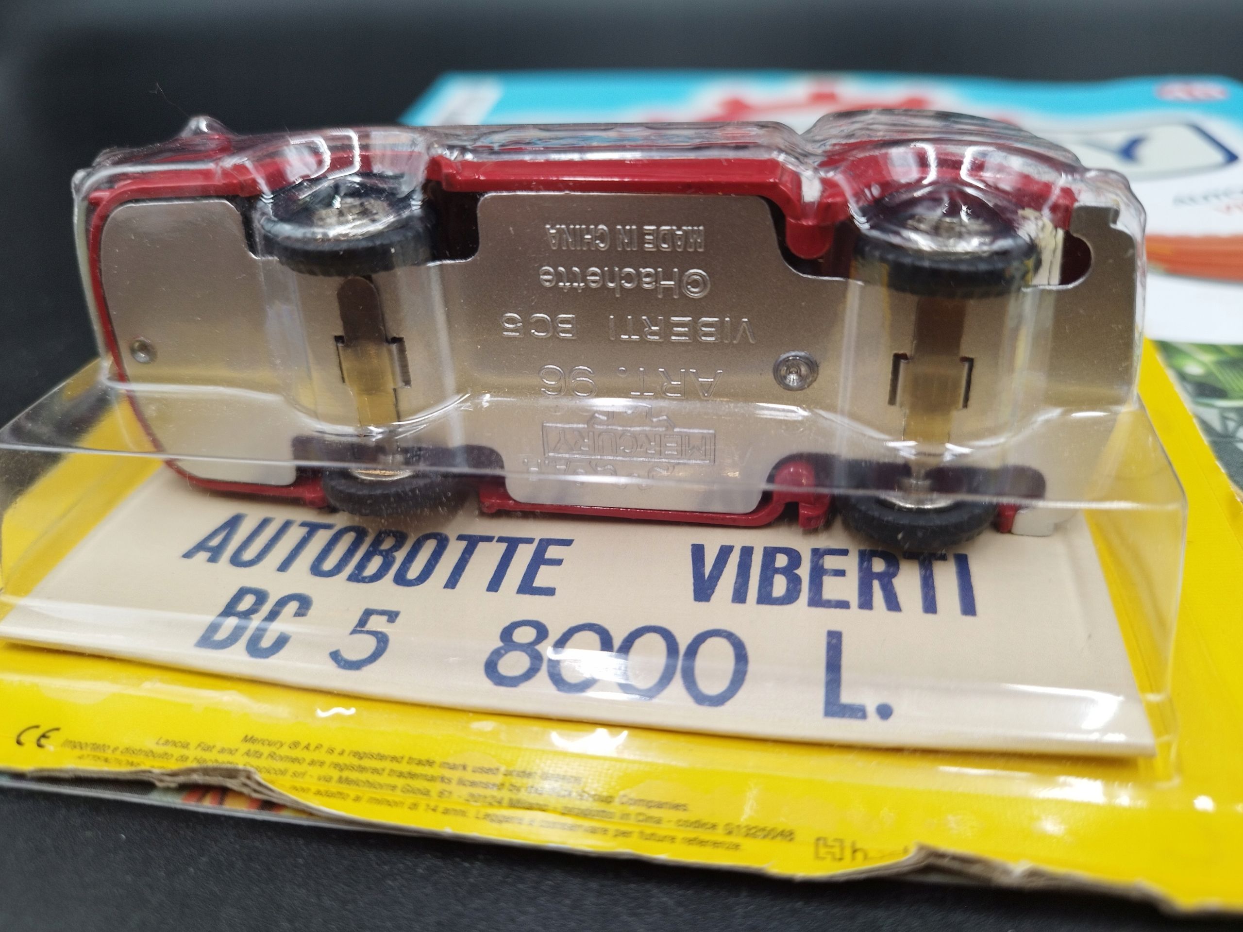 Model Hachette ok1:43 nr 48 Autobotte Viberti