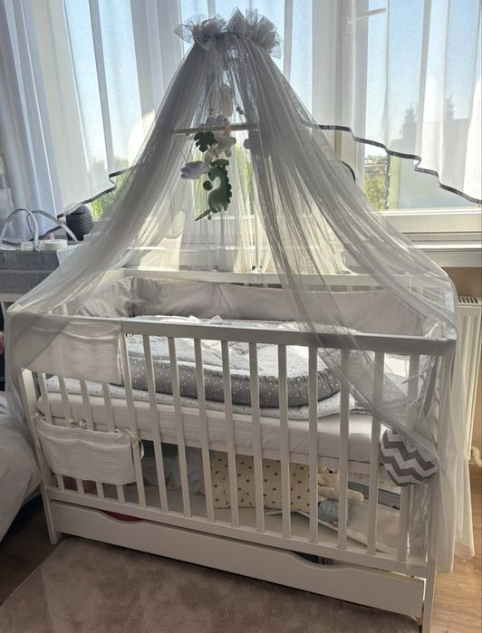 baldachim do lozeczka+ stelaz