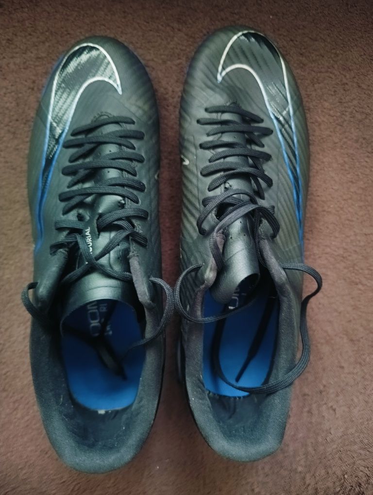 Buty piłkarskie turfy Nike rozm 43
