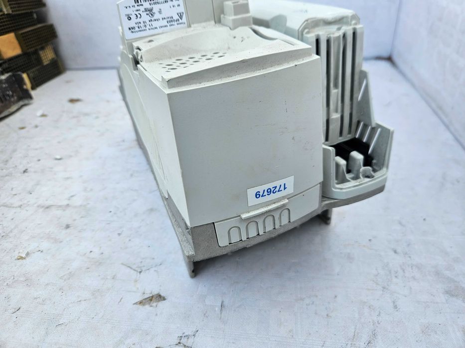Control Techniques Podstawa Urządzenia SP2403