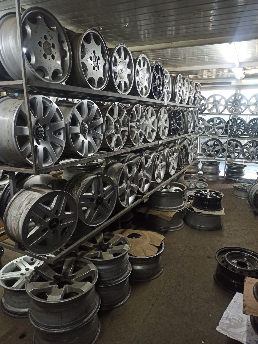 Диски 5x127 R17 Jeep Grand Cherokee Dodge Journey. шини 225/65*17