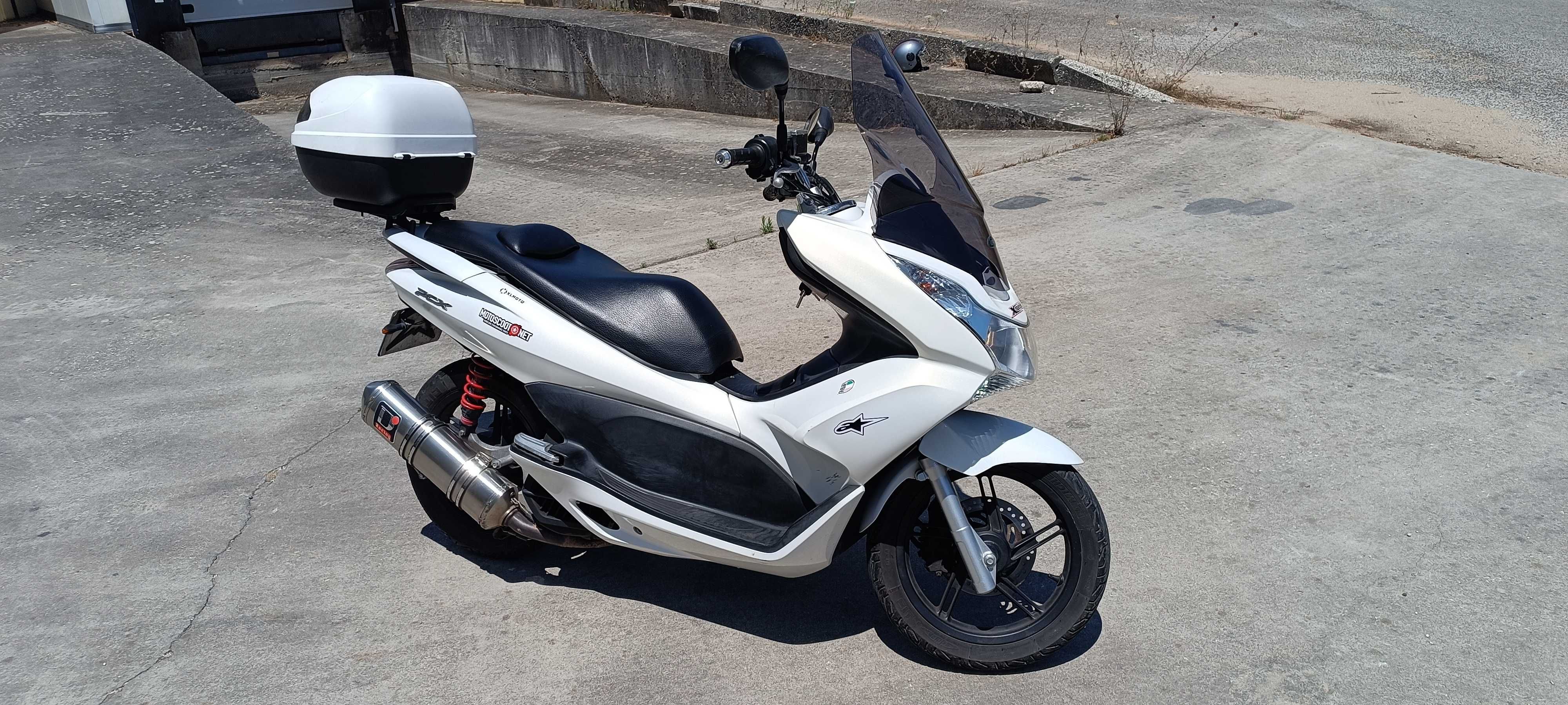 Honda PCX 125 muito econômico