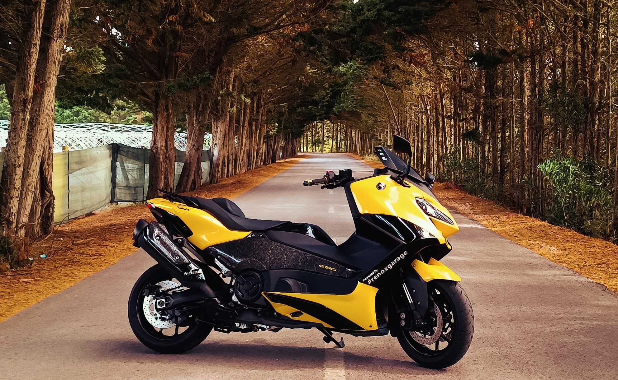 Yamaha TMAX 560cc