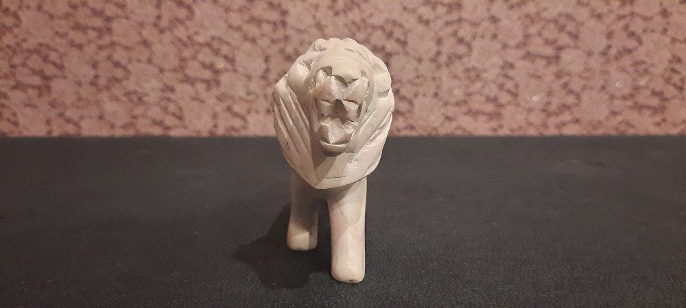 Фигурка Льва из камня. (2) Африка. Кения. Настоящая.