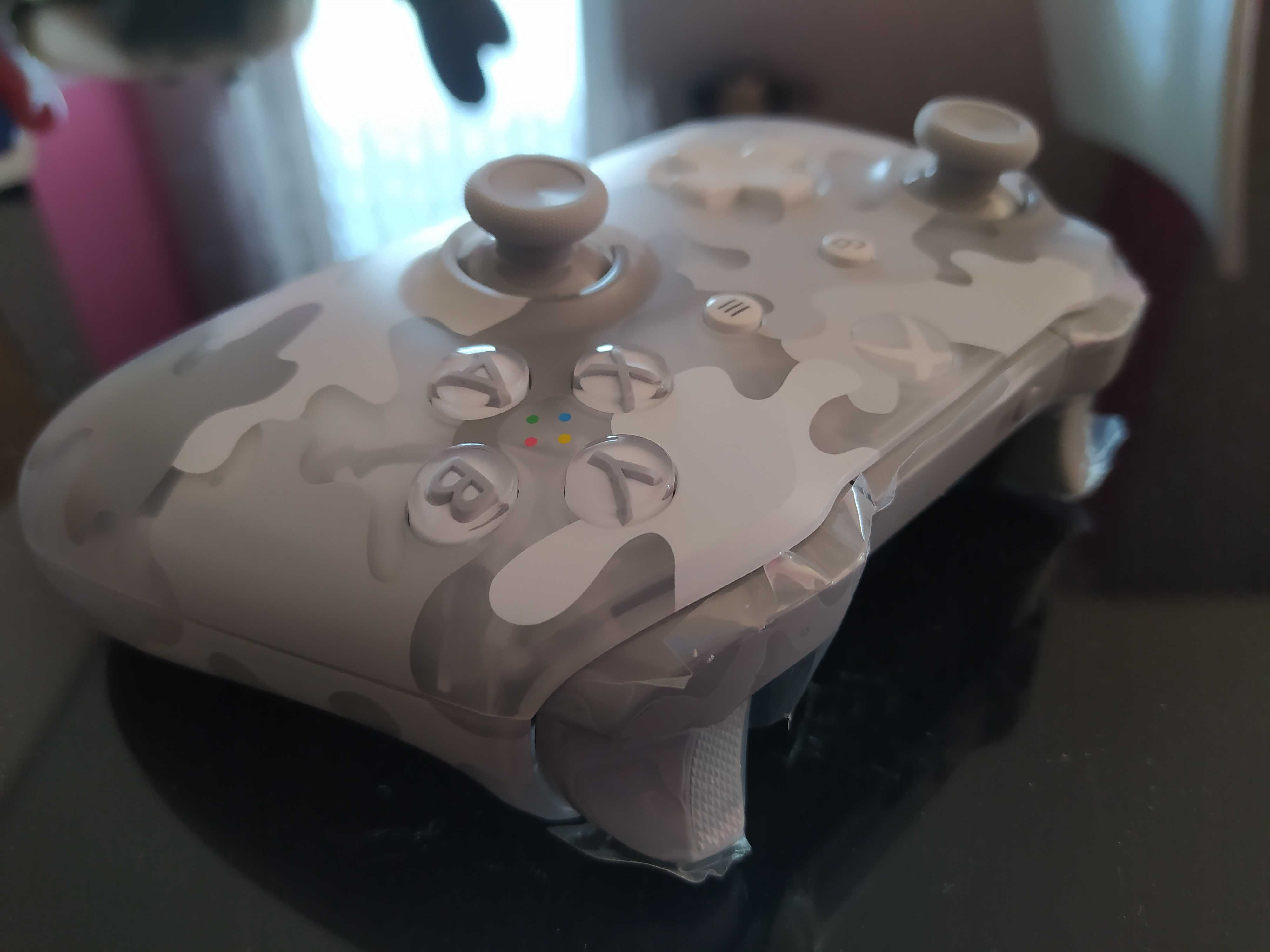 Pad od Xbox One X S Arctic Camo w pełni sprawny oryginał Nowy