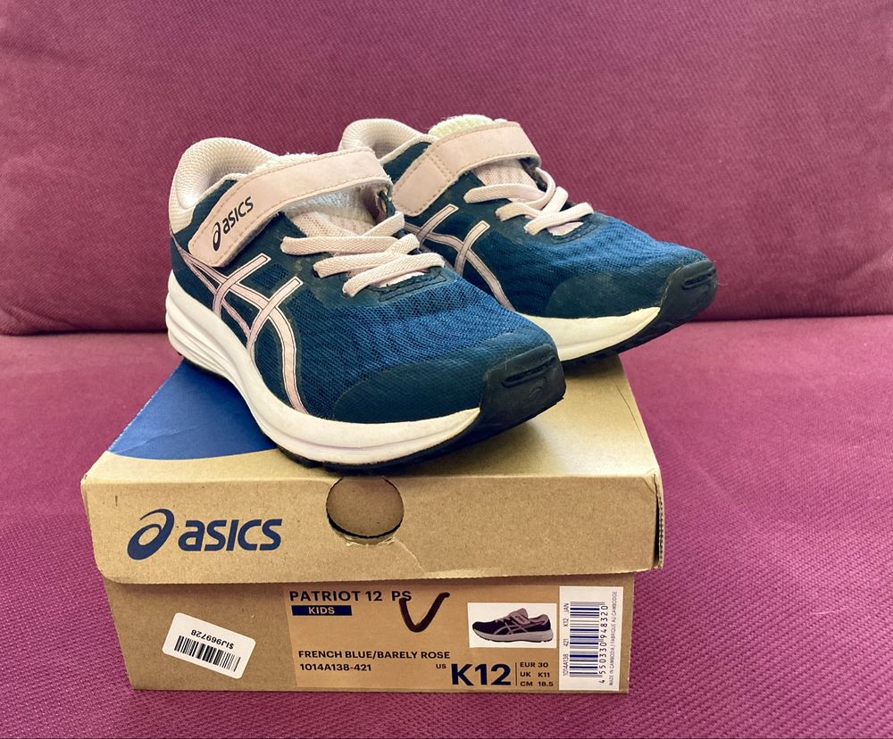 Продам дитячі кросівки Asics Patriot 12 30 р. (18,5 см)