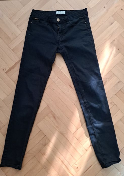 Czarne spodnie skinny