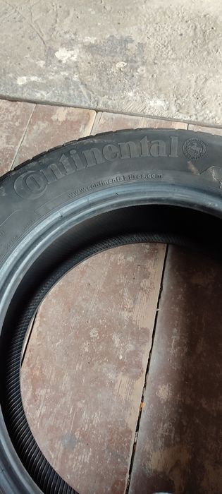 Продам резину Континенталь 215/60/16.