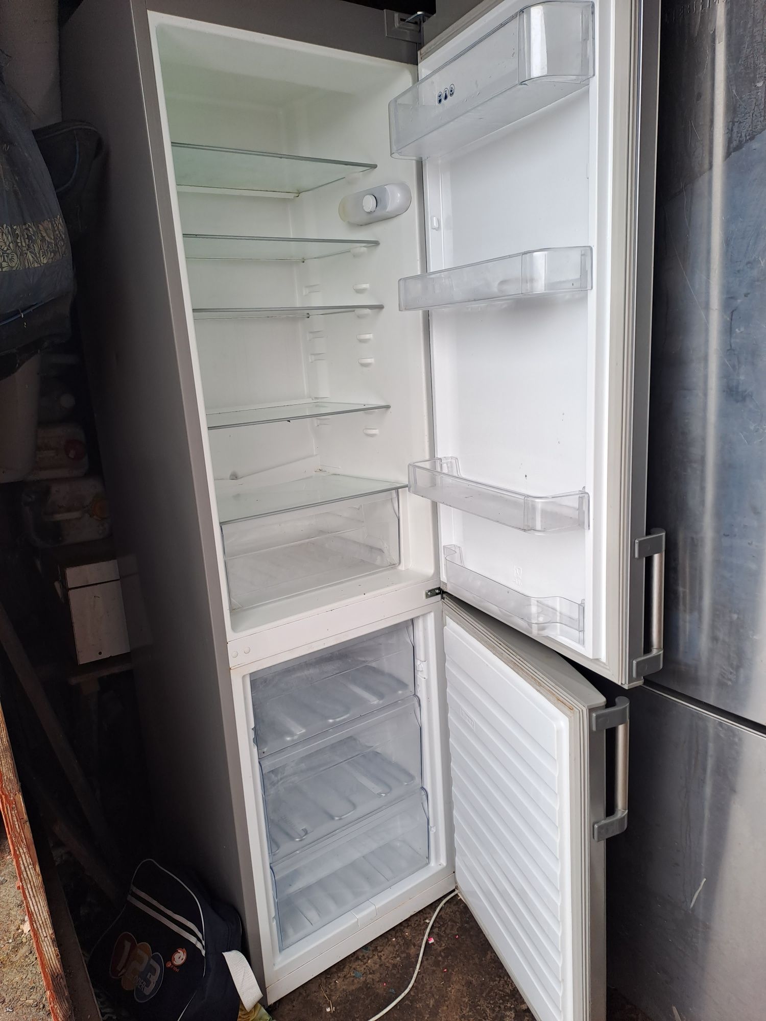 Продам холодильники та морозилки
