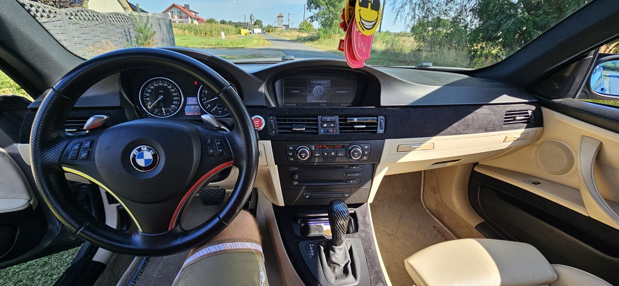 BMW   E92    335 I