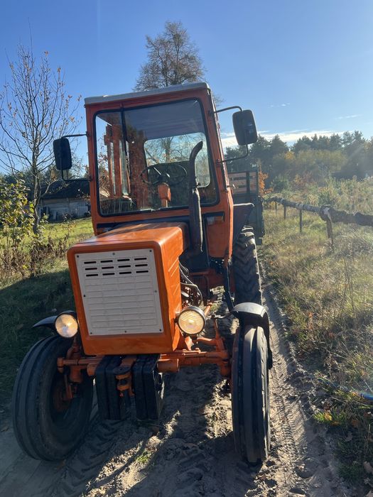 Продам трактор т 25 .