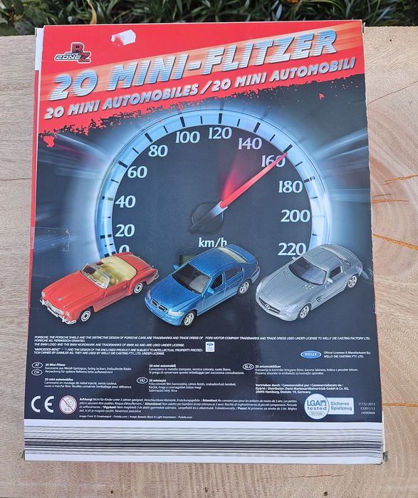Pack de 20 miniaturas de carrinhos